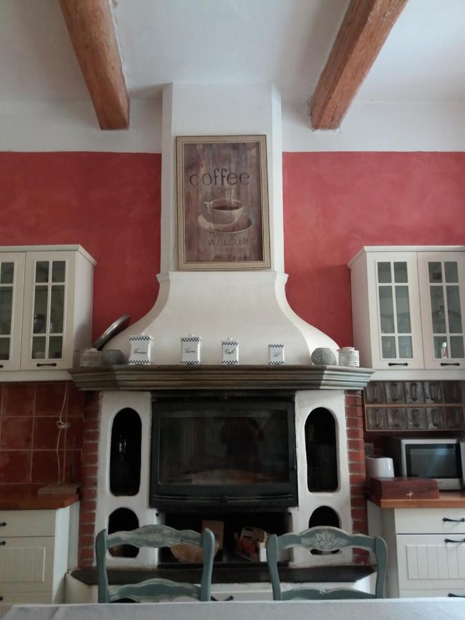 Le Patio Des Cigales Bed & Breakfast Roquefort-des-Corbieres Exterior photo